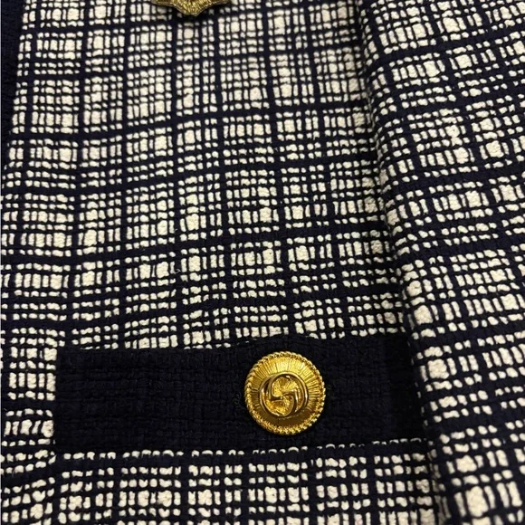 Gucci Navy and White Tweed Cropped Jacket with Jeweled Brooch - Picture 3 of 4